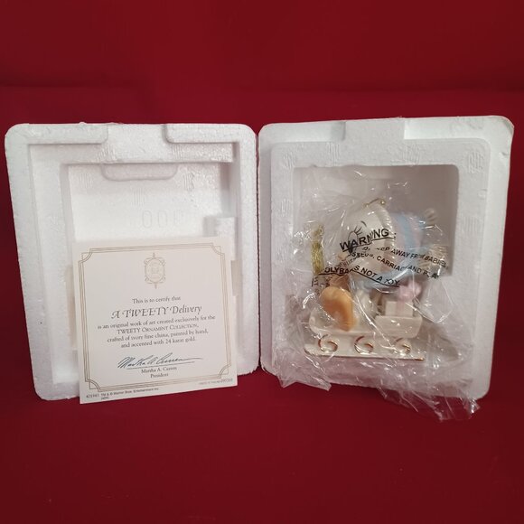 LENOX A Tweety Delivery Looney Tunes Warner Bros. Porcelain Christmas Ornament - Picture 3 of 15